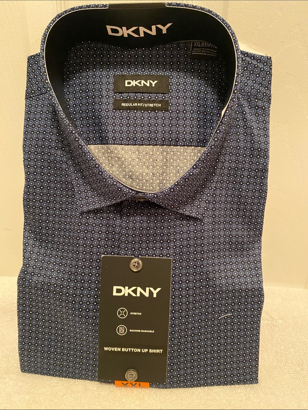 DKNY Men’s Navy Woven Button Down Dress Shirt…size XXL